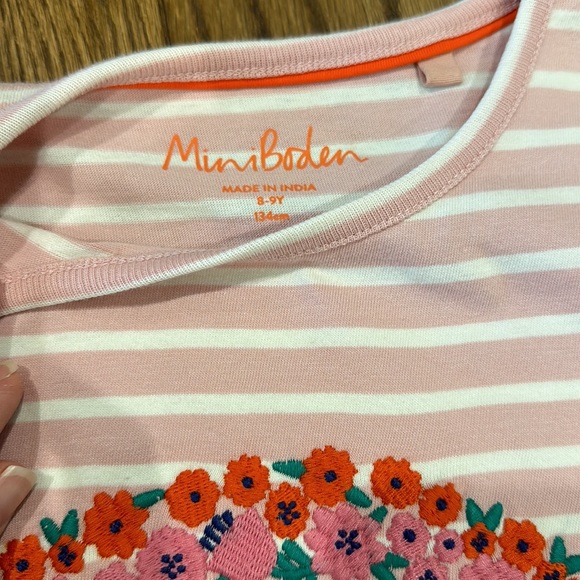 Mini Boden embroidered tee - Picture 4 of 4